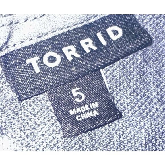 Torrid Womens 5 Blouse Lace Whimsigoth Dark Romantic Feminine Dainty Maximalist - Picture 5 of 7